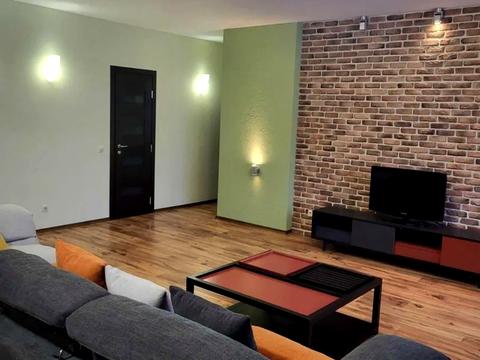 квартира по адресу Раисы Окипной ул., 10