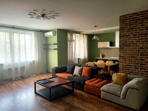 квартира по адресу Раисы Окипной ул., 10