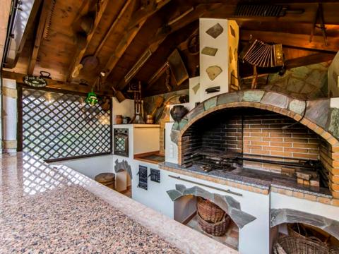 дом по адресу локомотивна