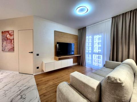 квартира за адресою Михайла Максимовича вул. (Онуфрія Трутенка), 28-Е