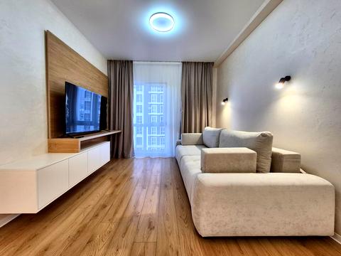 квартира за адресою Михайла Максимовича вул. (Онуфрія Трутенка), 28-Е