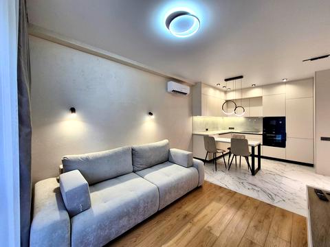 квартира за адресою Михайла Максимовича вул. (Онуфрія Трутенка), 28-Е