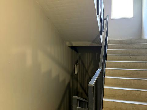 комерційна за адресою Академіка Заболотного вул., 1-А