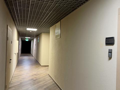 комерційна за адресою Академіка Заболотного вул., 1-А