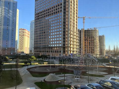 комерційна за адресою Академіка Заболотного вул., 1-А