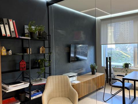 комерційна за адресою Академіка Заболотного вул., 1-А