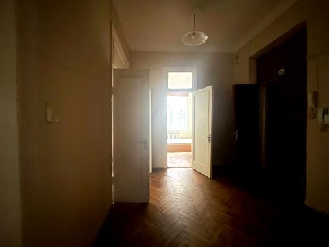 комерційна за адресою Лютеранська вул., 7/10