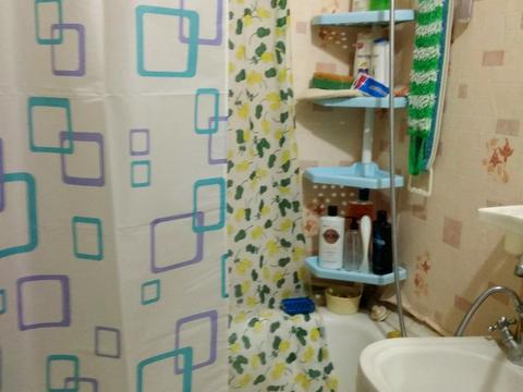 кімната за адресою Володимира Івасюка просп. (Героїв Сталінграду), 48