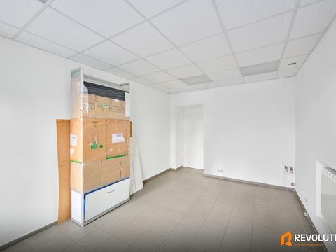 комерційна за адресою Тараса Шевченка бульв., 38