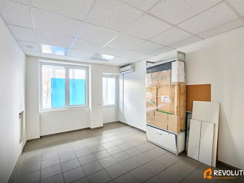 комерційна за адресою Тараса Шевченка бульв., 38