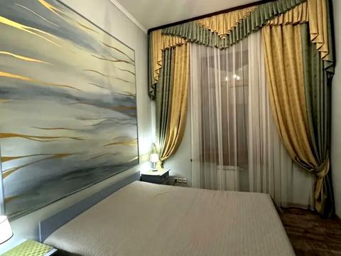 квартира по адресу Набережно-Крещатицкая ул., 7