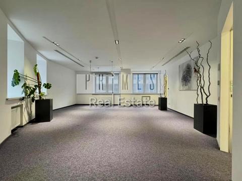 коммерческая по адресу Спортивная пл., 3