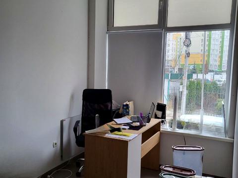 комерційна за адресою Київська вул., 37