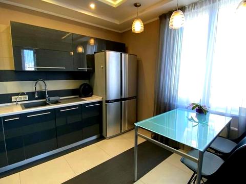 квартира по адресу Днепровская набережная ул., 1-А