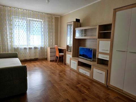 квартира за адресою Сергія Данченка вул., 5