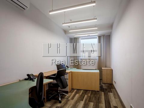 коммерческая по адресу Миколы Бажана просп., 26