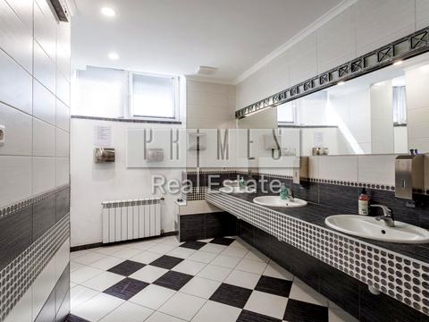 коммерческая по адресу Миколы Бажана просп., 26