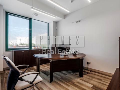 коммерческая по адресу Миколы Бажана просп., 26