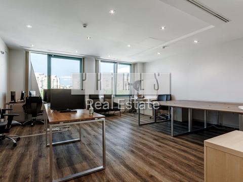 коммерческая по адресу Миколы Бажана просп., 26