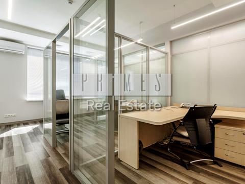 коммерческая по адресу Миколы Бажана просп., 26