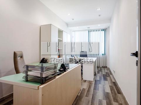 коммерческая по адресу Миколы Бажана просп., 26