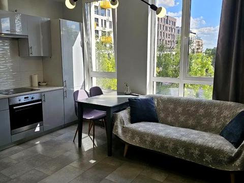 квартира по адресу Салютная ул., 2