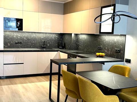 квартира по адресу Олександра Олеся ул., 2-Б