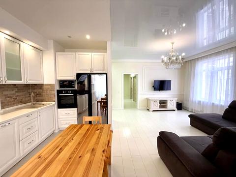 квартира за адресою Дмитра Луценка вул. (Крейсера "Аврора"), 14