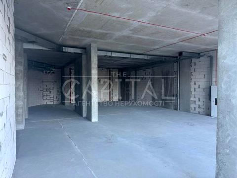 комерційна за адресою Дніпровська набережна вул., 15-Є