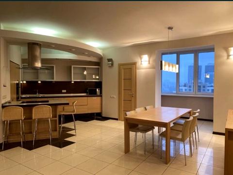 квартира за адресою Дмитрівська вул., 52-Б