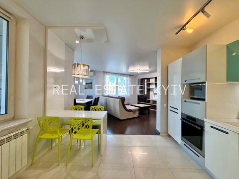 квартира за адресою Валерія Лобановського просп. (Червонозоряний), 4-Ж