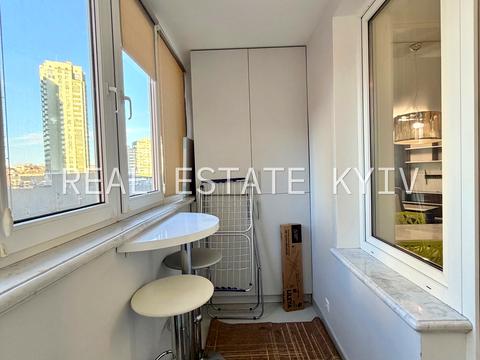 квартира за адресою Валерія Лобановського просп. (Червонозоряний), 4-Ж