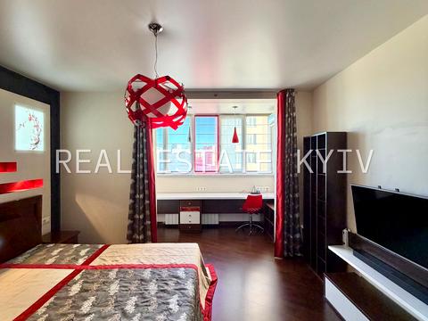 квартира за адресою Валерія Лобановського просп. (Червонозоряний), 4-Ж