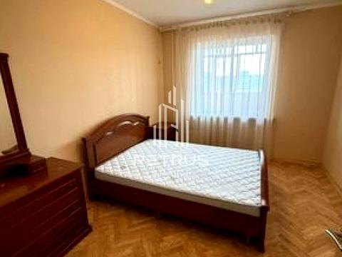 квартира за адресою Ревуцького вул., 4