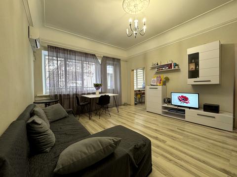 квартира за адресою Круглоуніверситетська вул., 2/1