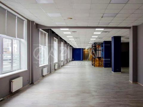 комерційна за адресою Юрія Іллєнка вул. (Мельникова), 12-А