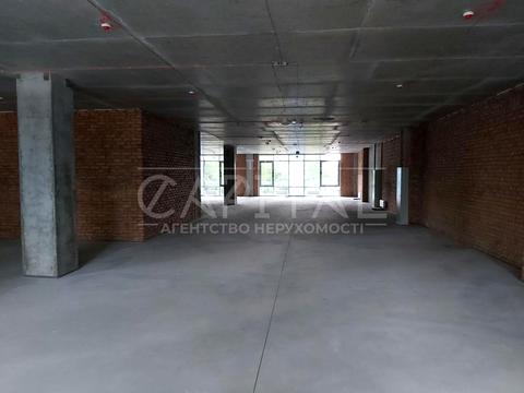 комерційна за адресою Деміївська вул., 27