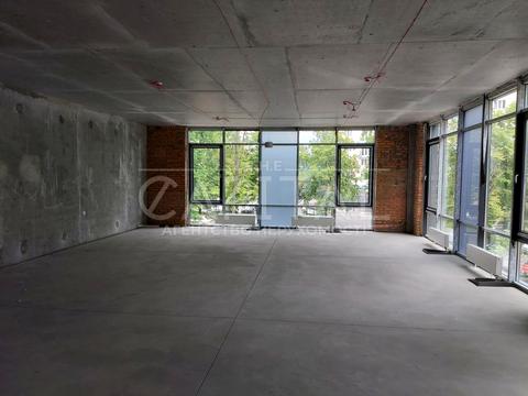 комерційна за адресою Деміївська вул., 27