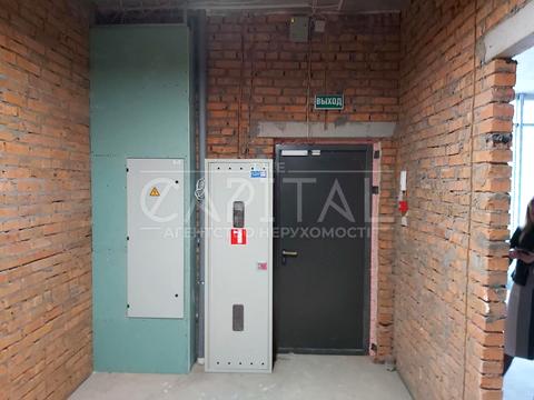 комерційна за адресою Деміївська вул., 27