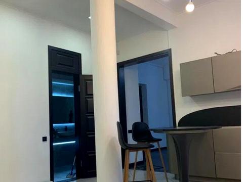 комерційна за адресою Велика Васильківська вул. (Червоноармійська), 43/16