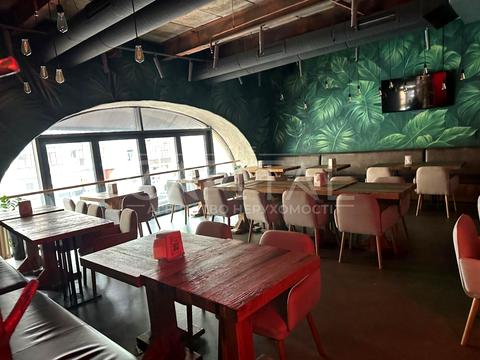 комерційна за адресою Басейна вул., 1-3/2