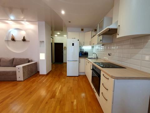 квартира за адресою Регенераторна вул., 4к2