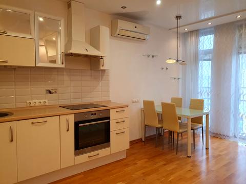 квартира за адресою Регенераторна вул., 4к2