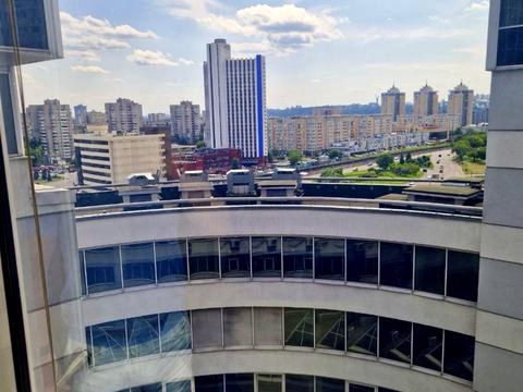 комерційна за адресою Митрополита Андрея Шептицького вул. (Анатолія Луначарського), 4