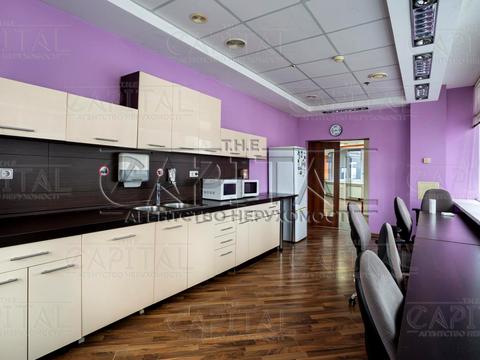 комерційна за адресою Митрополита Андрея Шептицького вул. (Анатолія Луначарського), 4