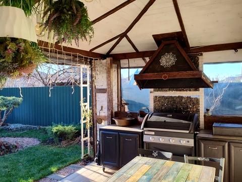 будинок за адресою Райдужна