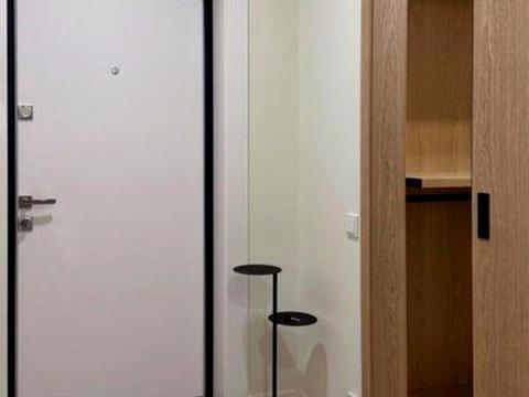 квартира по адресу Салютная ул., (Будинок 04701-04702)