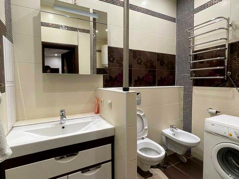 квартира за адресою Василя Тютюнника вул. (Анрі Барбюса), 37/1