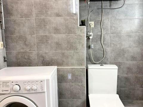 квартира за адресою Драгоманова вул., 2-Б