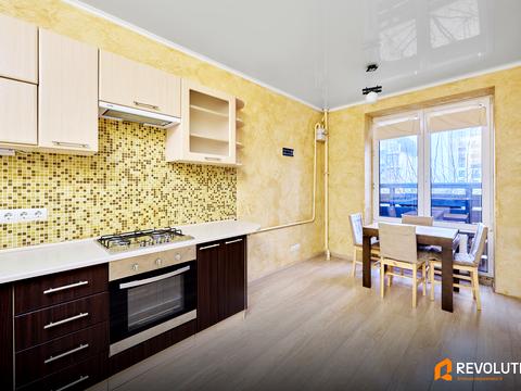 квартира за адресою Героїв Небесної Сотні просп., 18/2